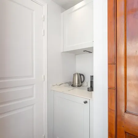 La Guitare 31 - Nice, Modern Studio In Center Of Cannes, Right Behind Grand Cannes
